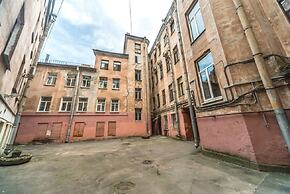 Apartment near Kazansky Cathedral