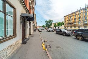 Apartment near Kazansky Cathedral