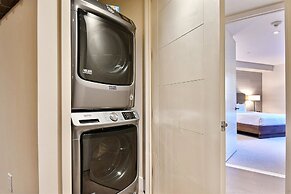 Modern Ski-in/out 2 BR in Canyons Village by RedAwning - Save 20% on 7