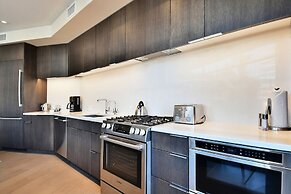 Modern Ski-in/out 2 BR in Canyons Village by RedAwning - Save 20% on 7