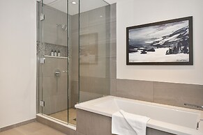 Luxury 2 BR in Canyons Village - Walk to Slopes! by RedAwning - Save 2