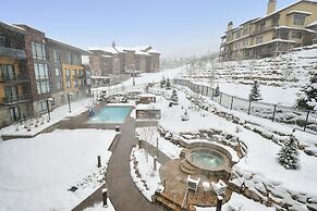 Ski In-ski Out Modern 2 Br In Canyons Village 2 Bedroom Condo by RedAw