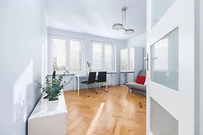 Apartment Mogilska Krakow by Renters