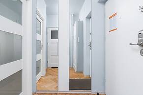 Apartment Mogilska Krakow by Renters