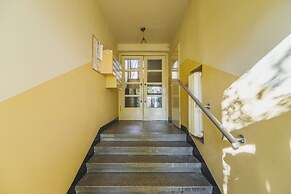 Apartment Mogilska Krakow by Renters