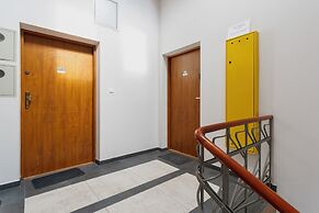 Amaretto Apartment Cracow by Renters