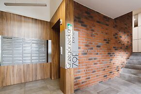 Apartments Claro II by Renters