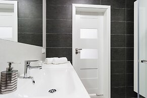 Apartments Claro II by Renters