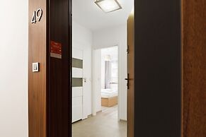 Apartments Claro II by Renters