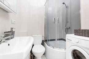 Apartments Warsaw Krucza by Renters