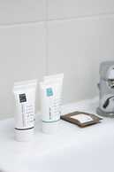 Apartments Warsaw Krucza by Renters