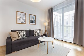 Apartment Warsaw Kasprzaka by Renters