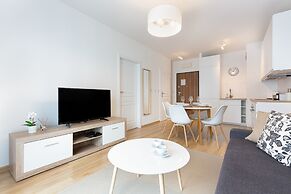 Apartment Warsaw Kasprzaka by Renters