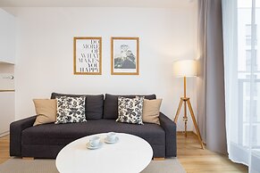 Apartment Warsaw Kasprzaka by Renters