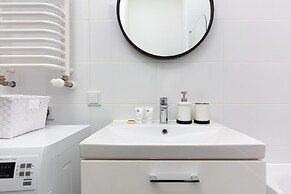 Apartment Warsaw Kasprzaka by Renters