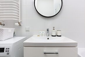 Apartment Warsaw Kasprzaka by Renters
