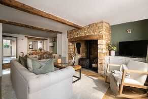 Magnolia Cottage