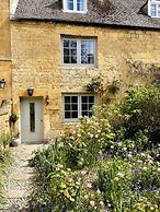 Magnolia Cottage