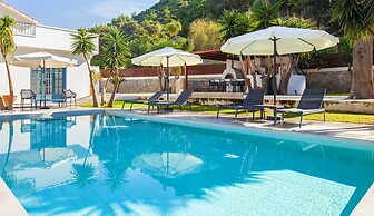 Bella Foresta Villa 2 Ixia