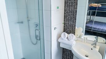 Based by the Lake - Hostel