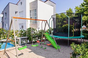 Apartment Nostalgija Podstrana