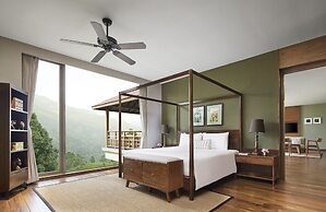 Taj Chia Kutir Resort & Spa Darjeeling