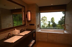 Taj Chia Kutir Resort & Spa Darjeeling