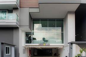 The Rizin Hotel Phratumnak