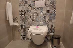 Royal Jewel Al Raml Hotel