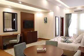 Royal Jewel Al Raml Hotel