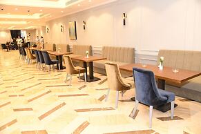 Royal Jewel Al Raml Hotel