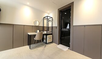 Hotel Moment SongJeong