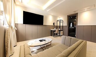 Hotel Moment SongJeong