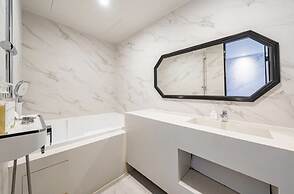 Hotel Moment SongJeong