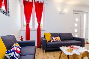 Apartment Moon River