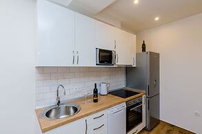 Apartment Moon River