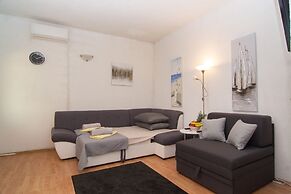 Apartment Studio Vedran