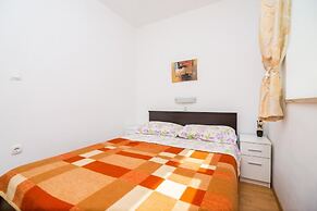 Apartment Charming Arena