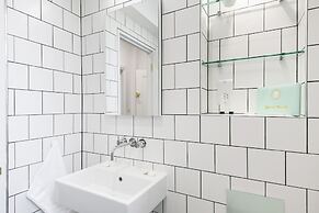 Urban Chic - Shaftesbury