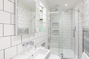 Urban Chic - Shaftesbury