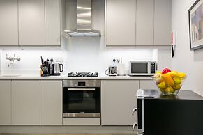 Urban Chic - Rathbone