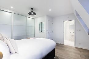 Urban Chic - Rathbone