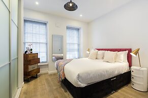 Urban Chic - Rathbone