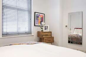 Urban Chic - Rathbone