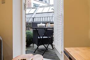 Urban Chic - Rathbone