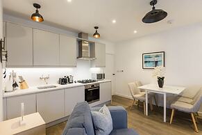 Urban Chic - Rathbone