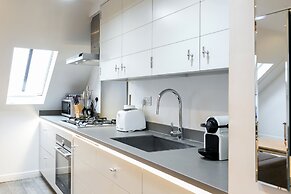 Urban Chic - Rathbone