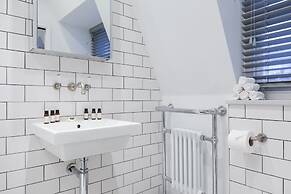 Urban Chic - Rathbone