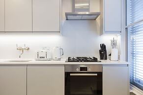 Urban Chic - Rathbone