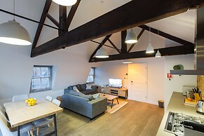 Urban Chic - Rathbone